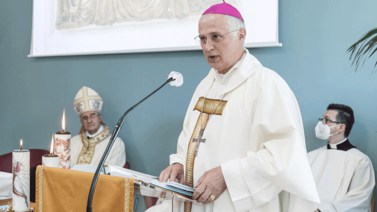 Cover Image for Nuovo campus di Brescia: le parole di monsignor Giuliodori