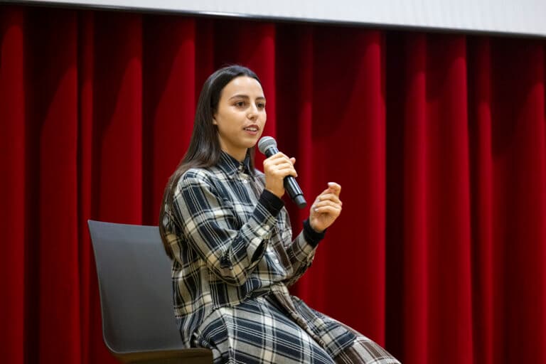 Cover Image for “La mia dignità è il miglior vestito che ho addosso e nessuno può togliermelo” – Testimonianza di Jolanda Renga